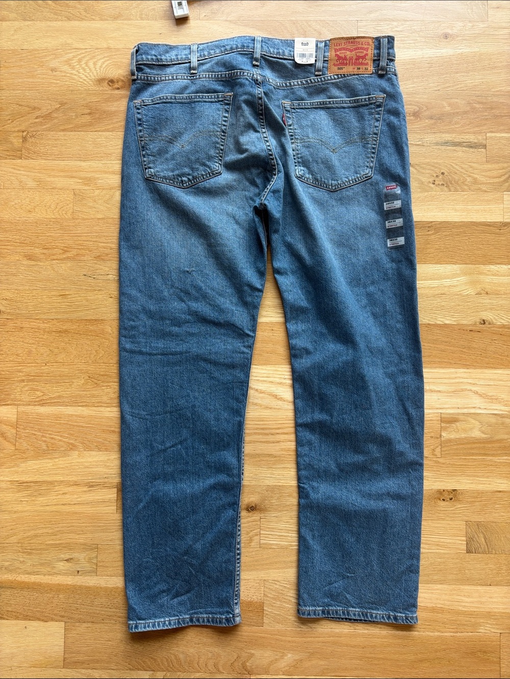 NWT Levi’s 505 Jeans Light/Faded Blue 38 x 32